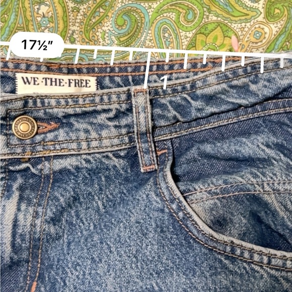 We the free Loren Carpenter Barrel Jeans 30” - Picture 5 of 12